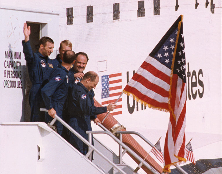 Barry Thumma - Back on Earth (NASA Crew Returns from First Mission Since Shuttle Disaster) Barry Thumma - Back on Earth (NASA Crew Returns from First Mission Since Shuttle Disaster)