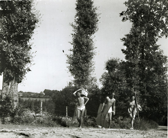 Jacques-Henri Lartigue - Lartigue's Son, Dani, another man (Pierre D.), and Lartigue's Ex-Lover, Marie Sabouret, at Château des Essarts, Veyvialle, France