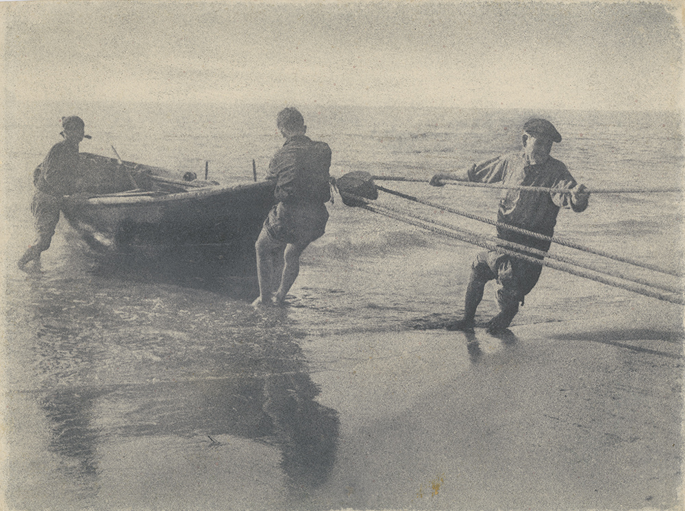 Miguel Botella Donderis - Varando (Fishermen with Boat) Miguel Botella Donderis - Varando (Fishermen with Boat)