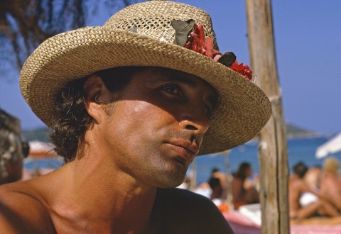 Philippe Garner. PAUL TOMASELLI, PROPRIETOR OF LA VOILE ROUGE, 1974. (Courtesy of Philippe Garner/Hamiltons Gallery) Philippe Garner. PAUL TOMASELLI, PROPRIETOR OF LA VOILE ROUGE, 1974. (Courtesy of Philippe Garner/Hamiltons Gallery)
